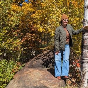 Meet your Posher, Emily